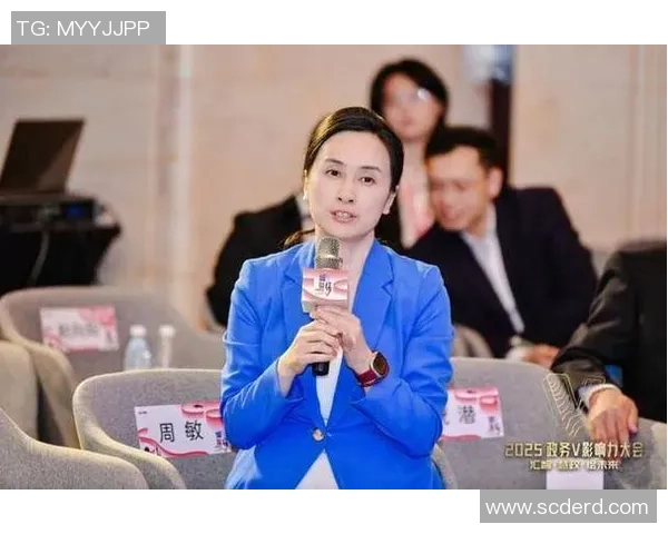 深度对话周敏探讨她的足球人生与职业生涯的启示与挑战 深度对话周敏探讨她的足球人生与职业生涯的启示与挑战